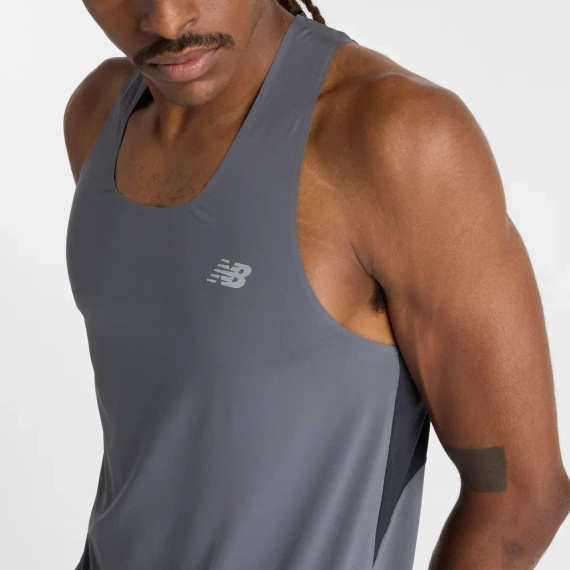 Koszulka do biegania New Balance RACE DAY TANK MT43512GT