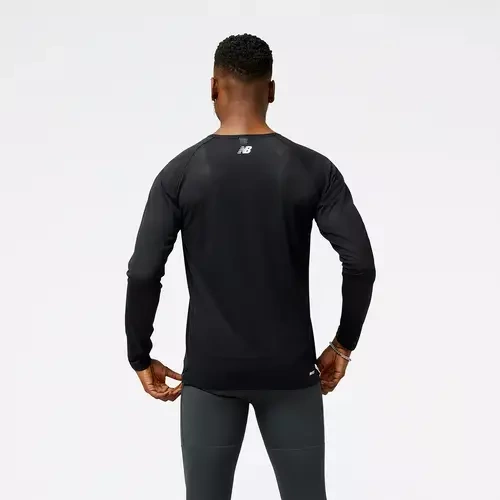 Koszulka do biegania New Balance  TOP ACCELERATE PACER LONG SLEEVE - MT31242BK