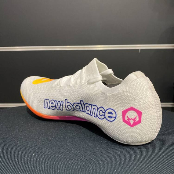 Buty lekkoatletyczne karbonowe unisex sprinty New Balance NBUSDELSG1