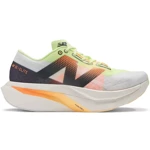 Buty do biegania damskie New Balance FuelCell SuperComp Elite WRCELLA4